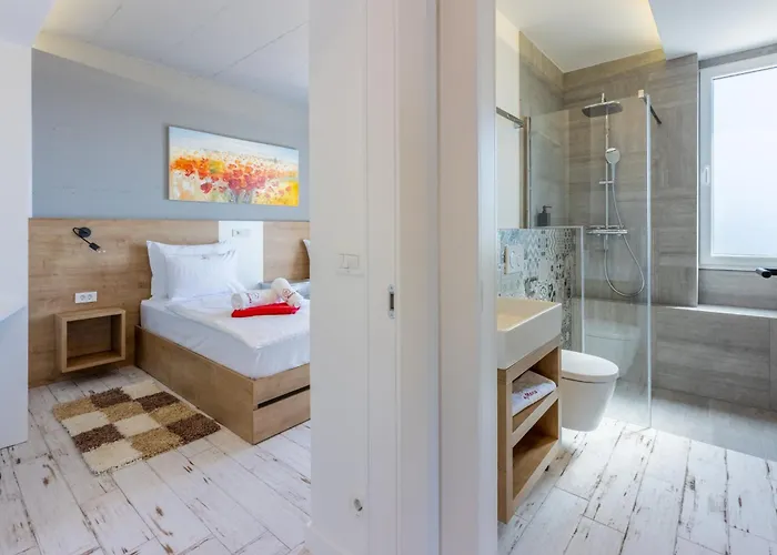 Amoris 8 Case de vacanță