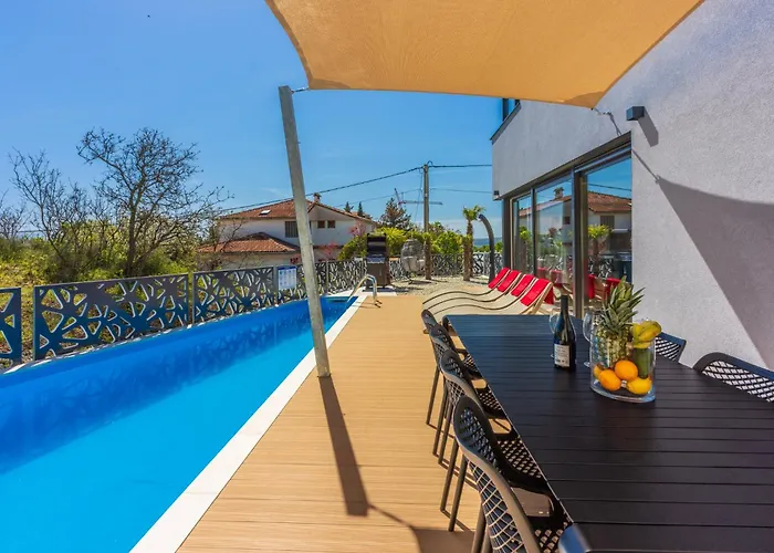 Amoris 8 Case de vacanță